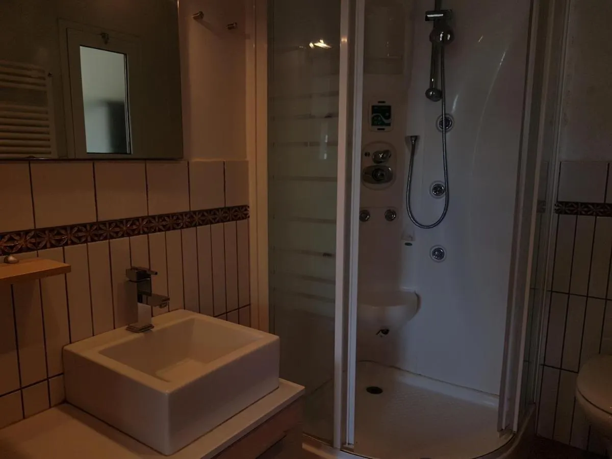 Innvilla Riccione 0*,